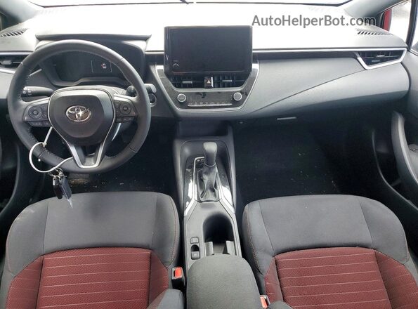 5YFS4MCE0TP255172 2026 TOYOTA COROLLA Красный Вид панели приборов