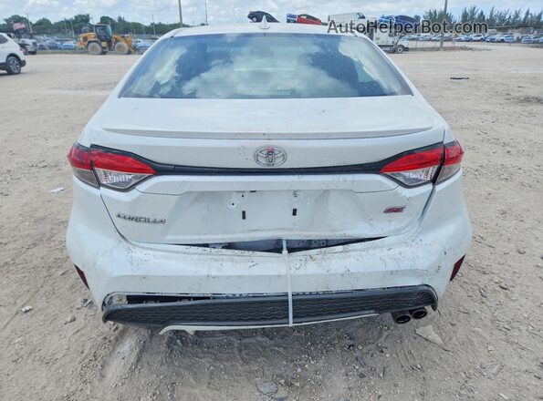 5YFS4MCE2NP101288 2022 TOYOTA COROLLA Белый Вид сзади