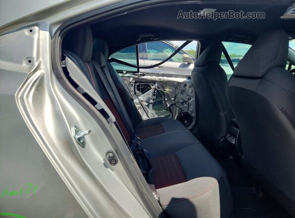 5YFS4MCE3SP240907 2025 TOYOTA COROLLA Silver Vista de los asientos traseros