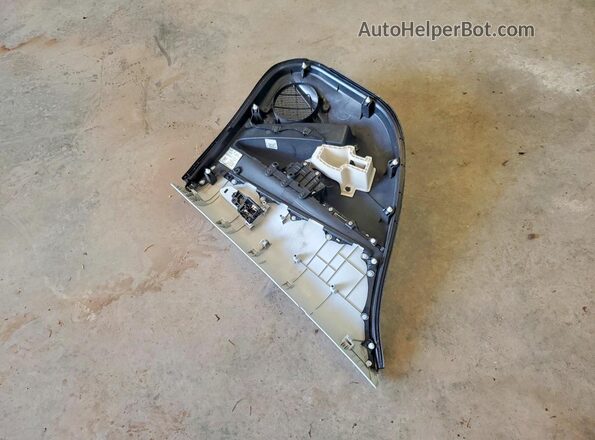 5YFS4MCE4SP227986 2025 TOYOTA COROLLA Silver ძრავის განყოფილების ხედი