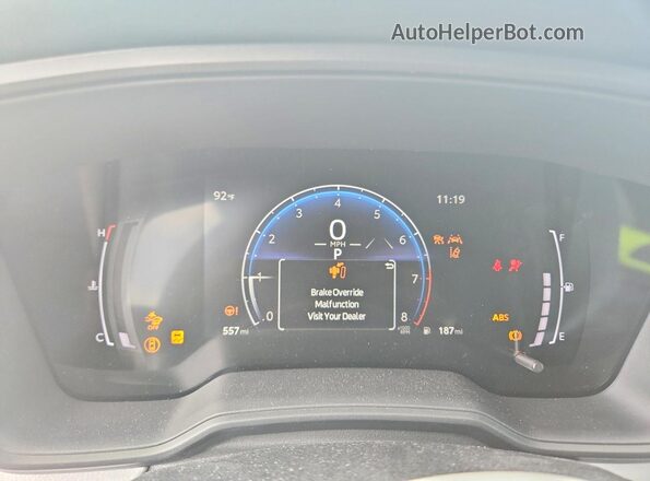 5YFS4MCE4TP280513 2026 TOYOTA COROLLA Белый Вид щитка приборов