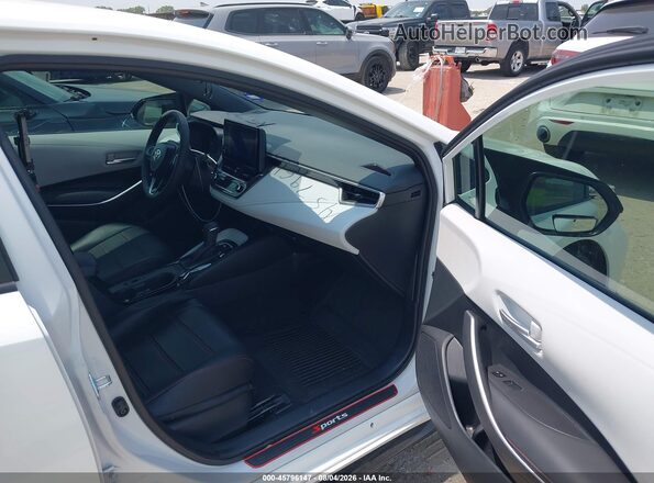 5YFS4MCE6RP183550 2024 TOYOTA COROLLA White წინა სალონის ხედი