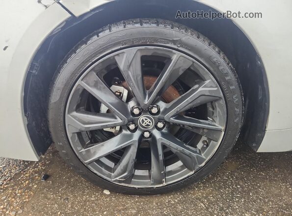 5YFS4MCE6RP186416 2024 TOYOTA COROLLA Silver 