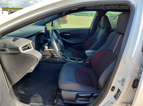 5YFS4MCE7RP214269 2024 TOYOTA COROLLA White Вид салону спереду