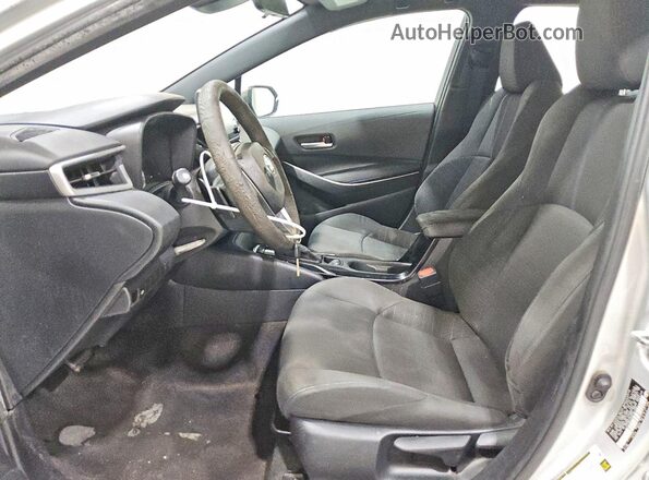 5YFS4MCE8MP084706 2021 TOYOTA COROLLA Silver Vista interior delantera