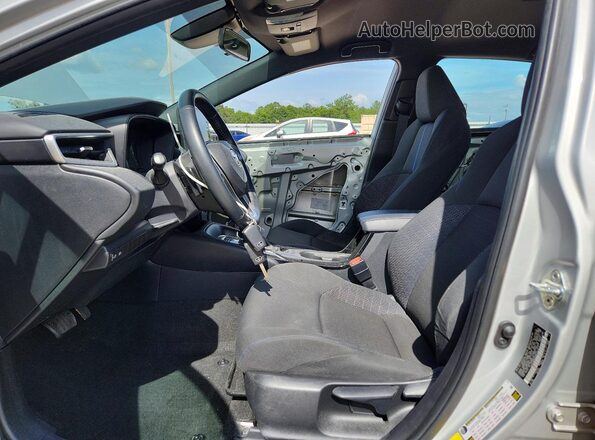 5YFS4MCE9NP122171 2022 TOYOTA COROLLA Silver Vista interior delantera