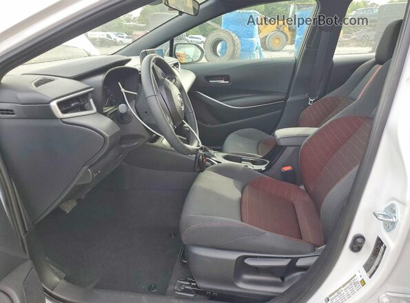 5YFS4MCE9SP233430 2025 TOYOTA COROLLA White Front interior view