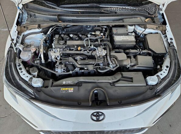5YFS4MCE9SP236943 2025 TOYOTA COROLLA Белый Вид задней части салона