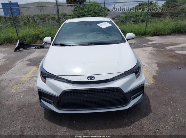 5YFS4MCEXNP137598 2022 TOYOTA COROLLA White Widok wnętrza z tyłu