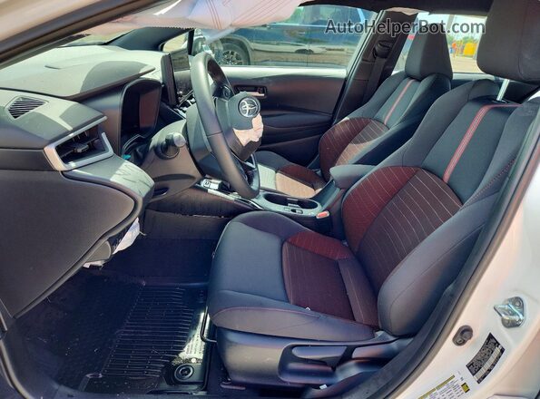 5YFS4MCEXTP275915 2026 TOYOTA COROLLA Белый Вид салона спереди