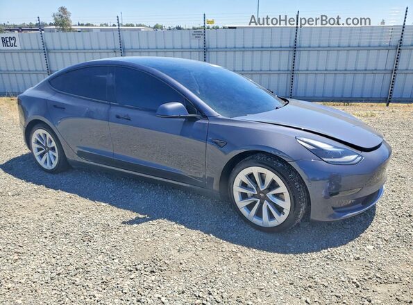 5YJ3E1EA0MF017975 2021 TESLA MODEL Серый Передняя правая четверть