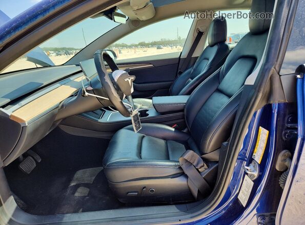 5YJ3E1EA1NF372252 2022 TESLA MODEL Blue Front interior view