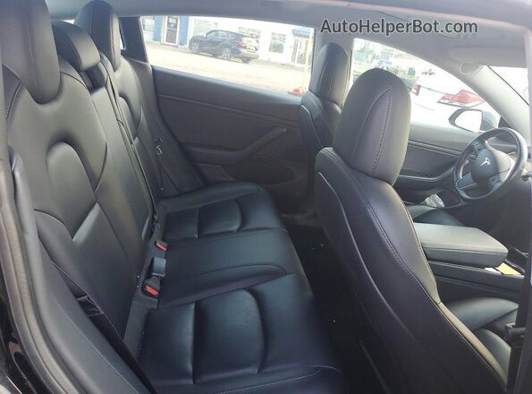 5YJ3E1EA2JF171468 2018 TESLA MODEL Black Rear seats view