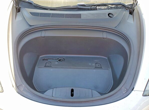 5YJ3E1EA2KF482450 2019 TESLA MODEL White Vista interior trasera