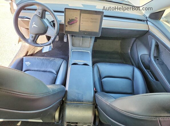 5YJ3E1EA2PF396191 2023 TESLA MODEL Угольный Вид панели приборов
