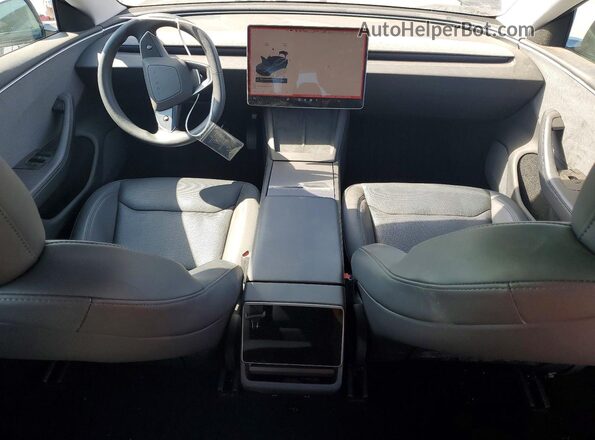 5YJ3E1EA2RF726169 2024 TESLA MODEL Gray Dashboard view