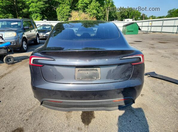 5YJ3E1EA2RF829706 2024 TESLA MODEL Gray Вид ззаду