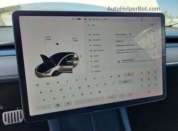 5YJ3E1EA3MF074798 2021 TESLA MODEL White ხელსაწყოთა პანელის ხედი