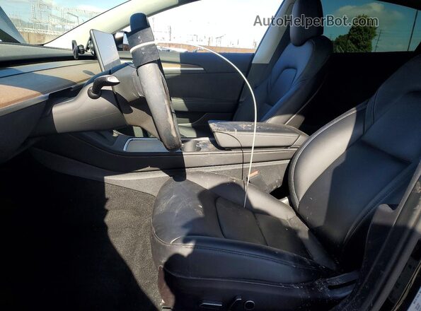 5YJ3E1EA3NF358384 2022 TESLA MODEL Black Вид салону спереду