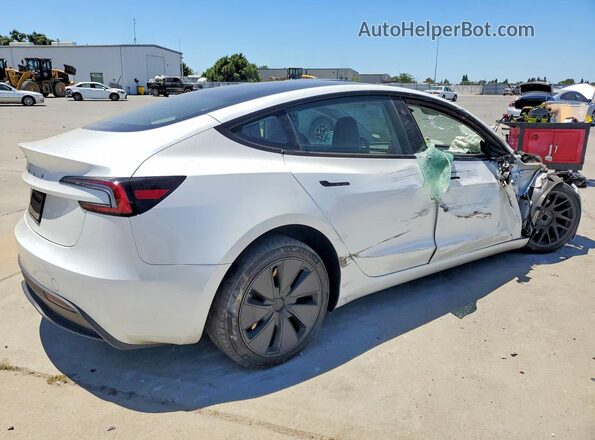 5YJ3E1EA3RF784856 2024 TESLA MODEL White უკანა მარჯვენა