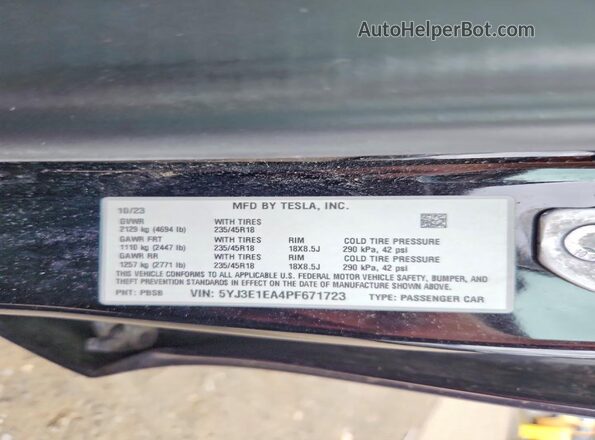 5YJ3E1EA4PF671723 2023 TESLA MODEL Black Engine compartment view