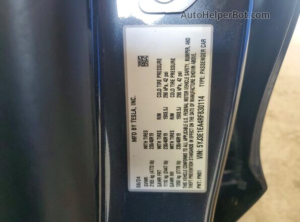 5YJ3E1EA4RF830114 2024 TESLA MODEL Gray Vista del compartimento del motor