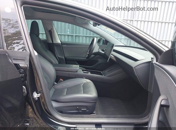 5YJ3E1EA6SF042070 2025 TESLA MODEL 3 Black Front interior view