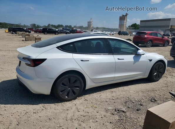 5YJ3E1EA7RF717550 2024 TESLA MODEL Белый Задняя правая четверть
