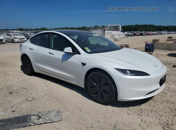 5YJ3E1EA7RF717550 2024 TESLA MODEL Белый Передняя правая четверть