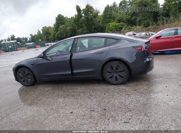 5YJ3E1EA7SF905331 2025 TESLA MODEL 3 Gray Vista interior de 360 grados