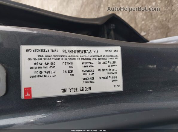 5YJ3E1EA8JF025706 2018 TESLA MODEL 3 Gray Widok komory silnika