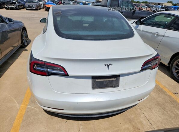 5YJ3E1EA8MF100280 2021 TESLA MODEL 3 White წინა სალონის ხედი