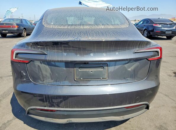 5YJ3E1EA8SF042832 2025 TESLA MODEL Gray Հետևի տեսք