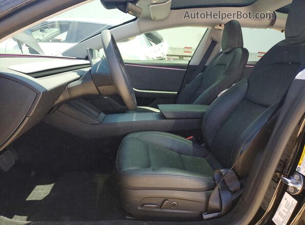 5YJ3E1EA8SF941562 2025 TESLA MODEL Черный Вид салона спереди