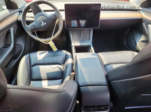 5YJ3E1EA9NF286512 2022 TESLA MODEL Red Vista del salpicadero
