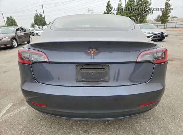 5YJ3E1EA9PF667473 2023 TESLA MODEL Серый Вид сзади