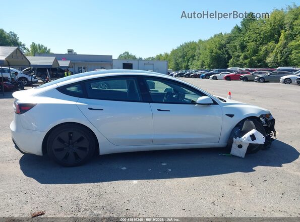 5YJ3E1EA9RF857227 2024 TESLA MODEL 3 Белый Вид щитка приборов