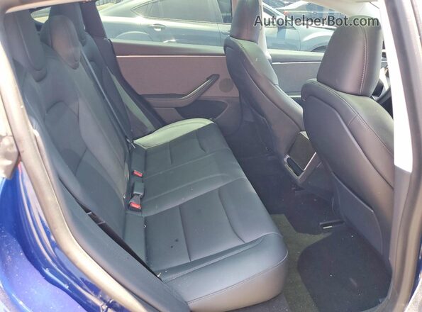 5YJ3E1EA9RF862279 2024 TESLA MODEL Blue Widok tylnych siedzeń