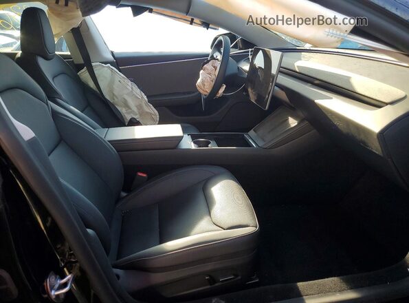 5YJ3E1EA9SF985280 2025 TESLA MODEL Черный Вид салона спереди