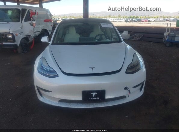 5YJ3E1EB0KF213601 2019 TESLA MODEL 3 White Вид щитка приладів