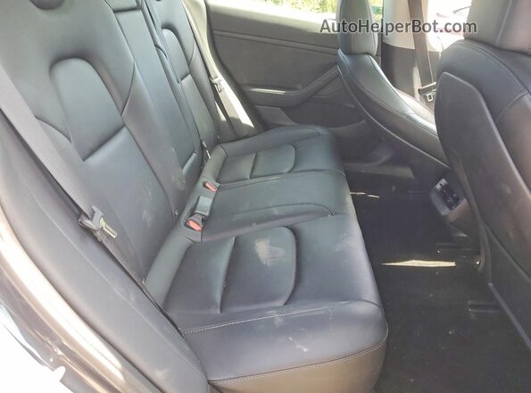 5YJ3E1EB0NF193645 2022 TESLA MODEL Gray Rear seats view