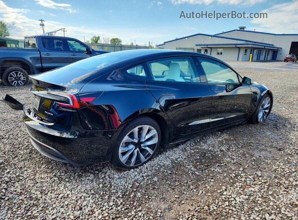 5YJ3E1EB0SF064946 2025 TESLA MODEL Black Tył prawy