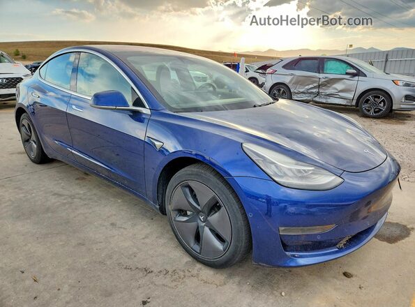 5YJ3E1EB1JF064419 2018 TESLA MODEL Blue Przód prawy