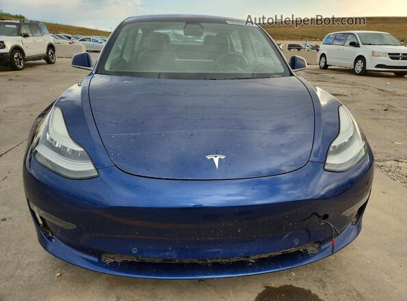 5YJ3E1EB1JF064419 2018 TESLA MODEL Blue Widok z przodu