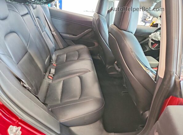 5YJ3E1EB1JF117099 2018 TESLA MODEL Красный Вид задних сидений