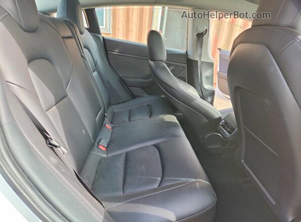 5YJ3E1EB1NF107761 2022 TESLA MODEL White Вид задніх сидінь