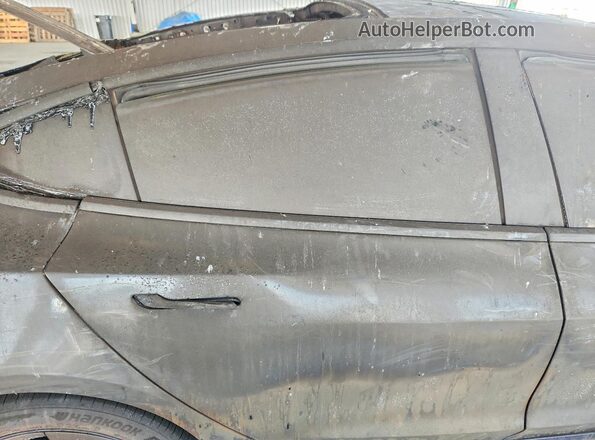 5YJ3E1EB1PF713516 2023 TESLA MODEL Burn Вид задніх сидінь