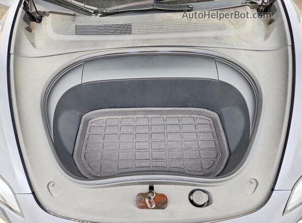 5YJ3E1EB1RF736989 2024 TESLA MODEL Charcoal უკანა სალონის ხედი