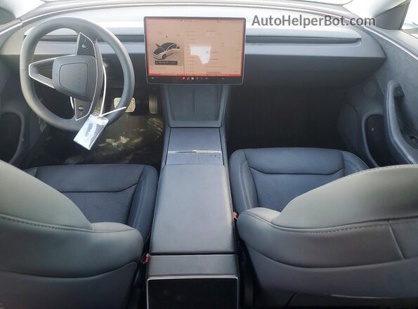 5YJ3E1EB1SF960608 2025 TESLA MODEL Белый Вид панели приборов