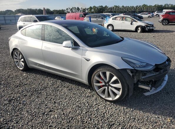 5YJ3E1EB2JF083335 2018 TESLA MODEL Silver Front right